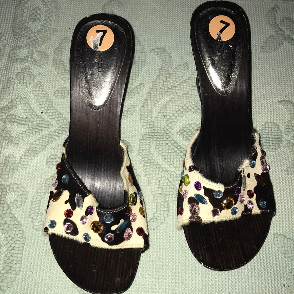 Sandles